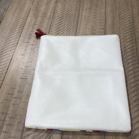 RACHEL PALLY FLORAL FOLDABLE CLUTCH - Picture 3 of 7